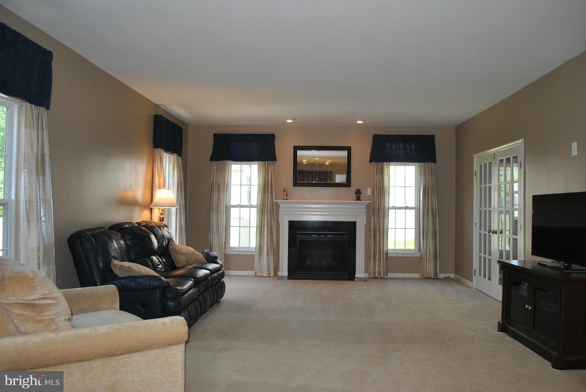 4531 Spring Run Road Warrenton, VA 20187 - Photo 6 of 30 Family Room