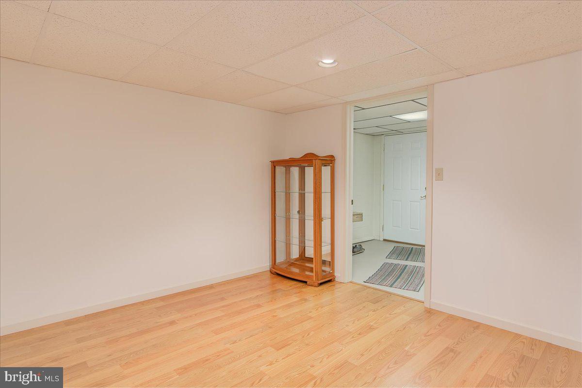 13601 Street Road Northeast Flintstone, MD 21530 - Photo 29 of 47 Family room Pic 6