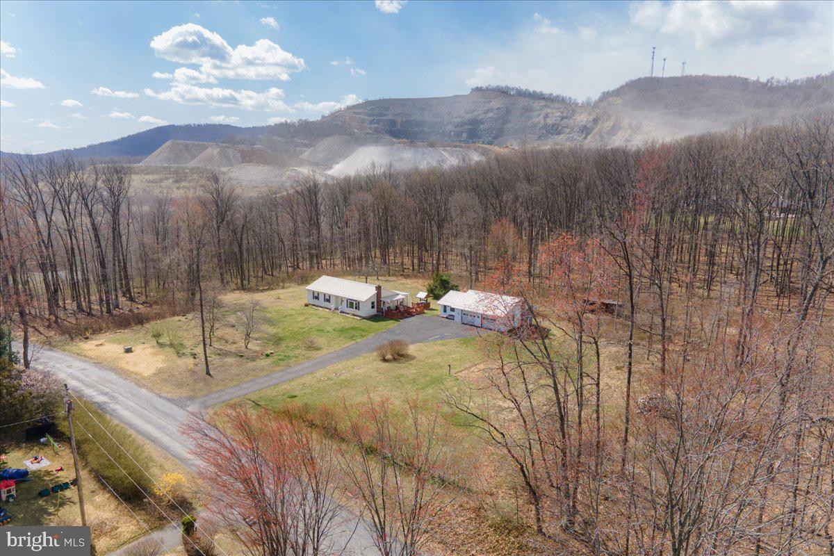 13601 Street Road Northeast Flintstone, MD 21530 - Photo 43 of 47 View from the top Pic 1