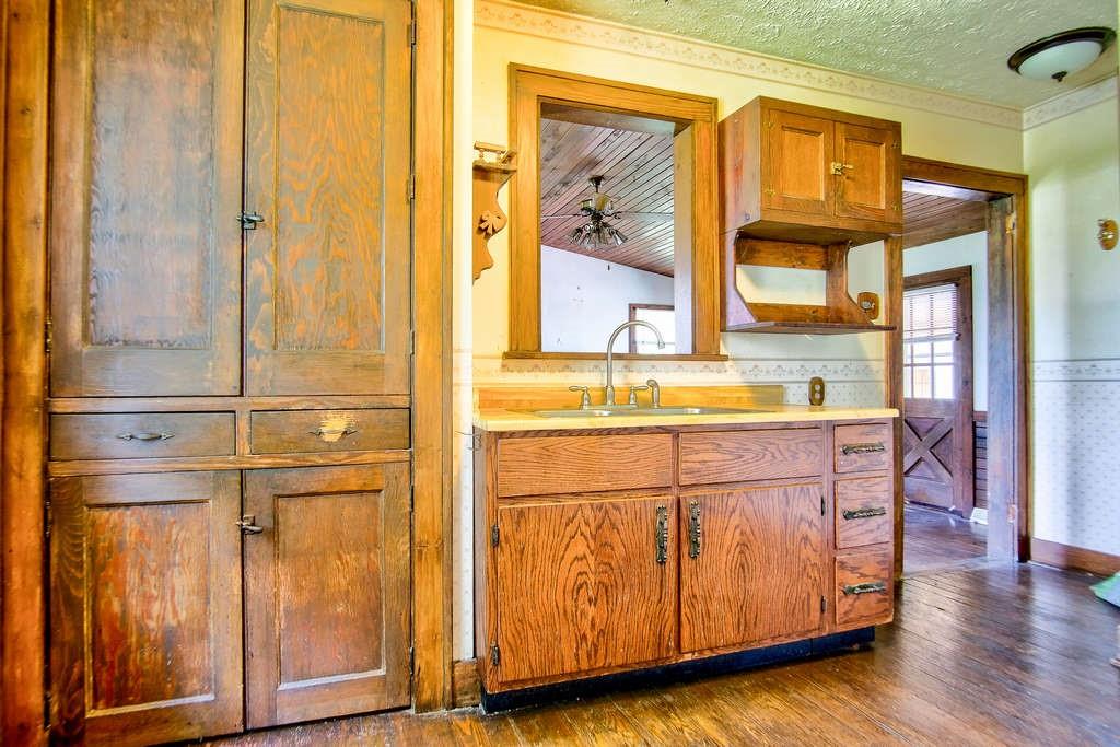 3444 Brodhead Road Monaca, PA 15061 - Photo 13 of 22