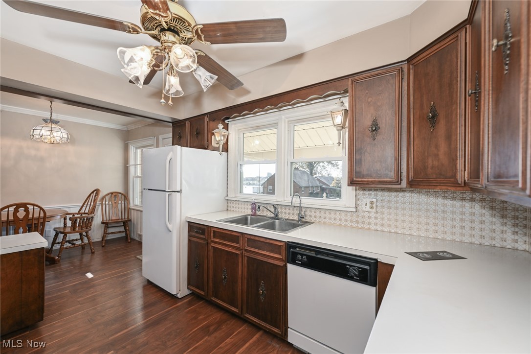 2614 19th Street Northwest Canton, OH 44708 - Photo 8 of 37 Kitchen