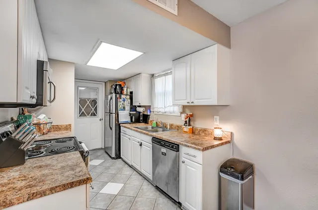 $229,999 | 10 Raphael Cove, Munford, TN 38058