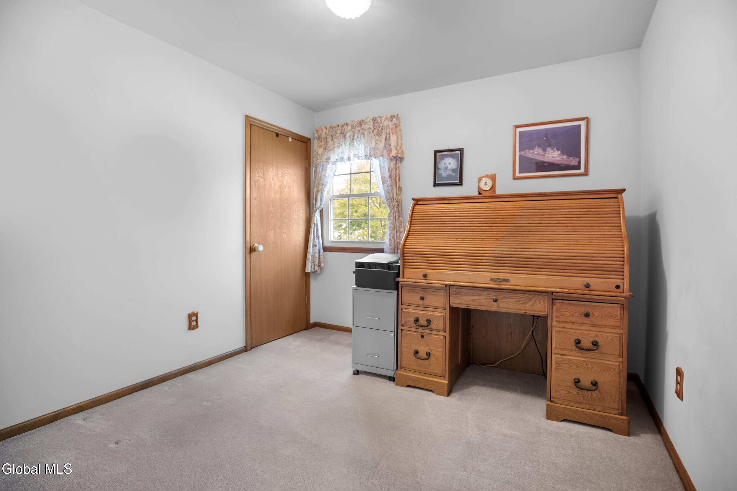 243 Shereen Court Rotterdam, NY 12304 - Photo 26 of 47 26_243 shereen ct schenectady