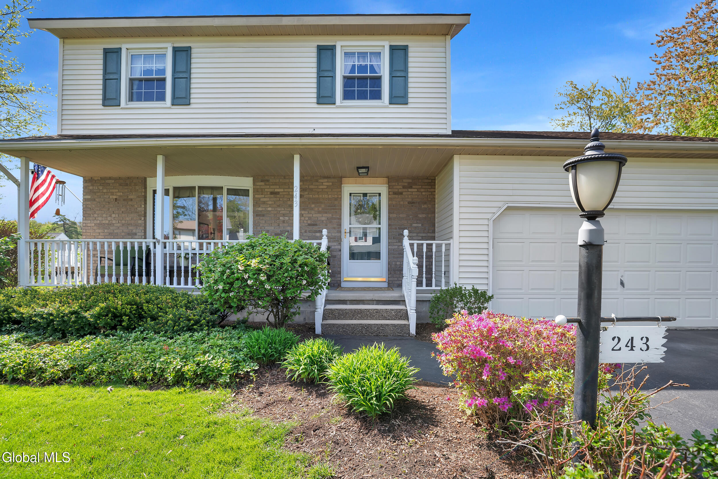 243 Shereen Court Rotterdam, NY 12304 - Photo 5 of 47 5_243 shereen ct schenectady
