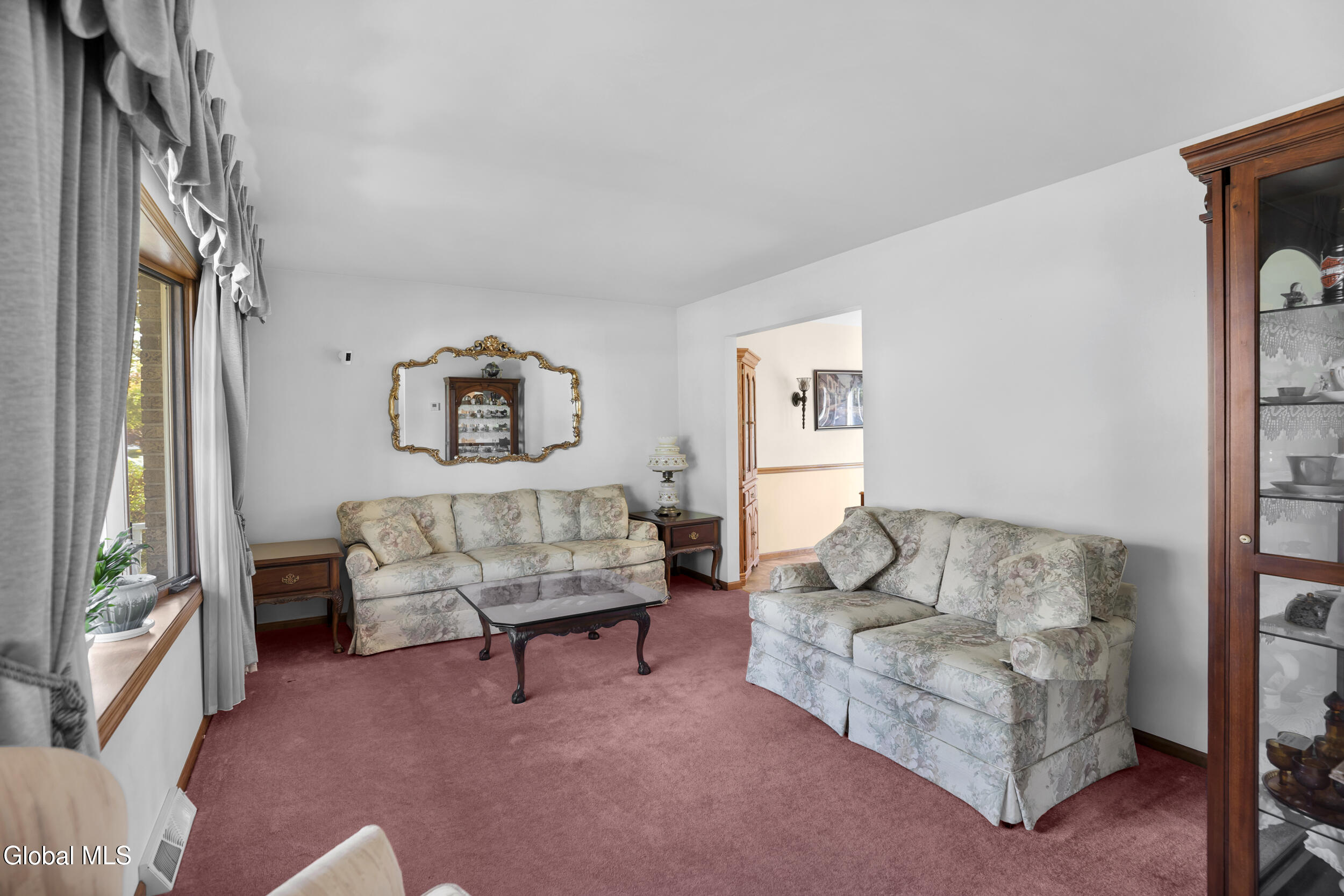 243 Shereen Court Rotterdam, NY 12304 - Photo 10 of 47 10_243 shereen ct schenectady