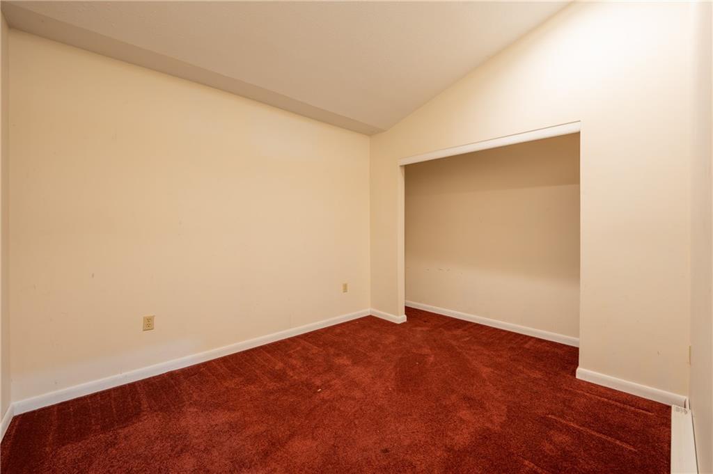 136 Long Drive Irwin, PA 15642 - Photo 43 of 50 an empty room with an entryway