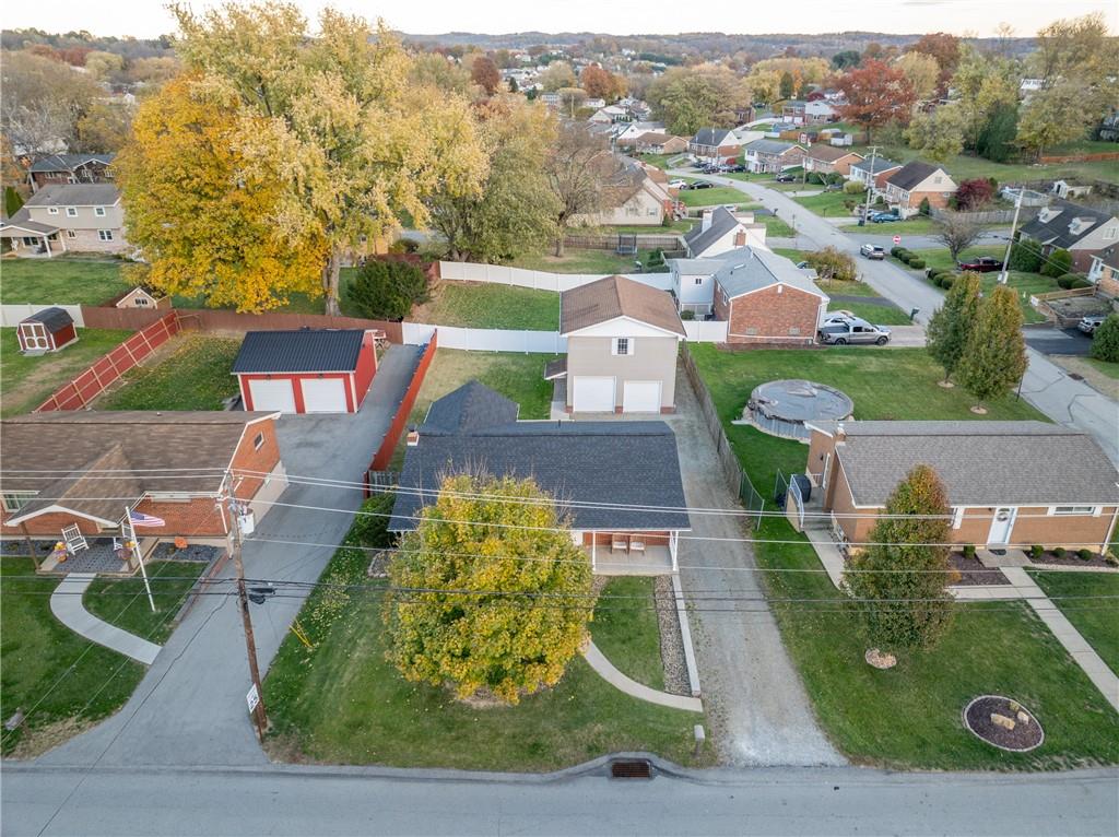 136 Long Drive Irwin, PA 15642 - Photo 47 of 50 an aerial view of a house with a garden