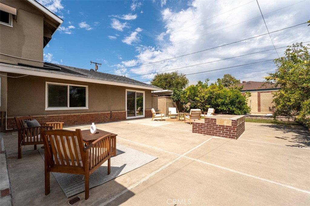 593 South Kensington Road Orange, CA 92869 - Photo 44 of 48