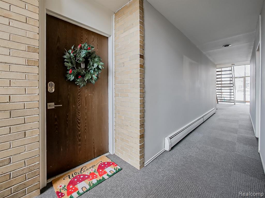 4905 South Crooks Road Royal Oak, MI 48073 - Photo 21 of 28