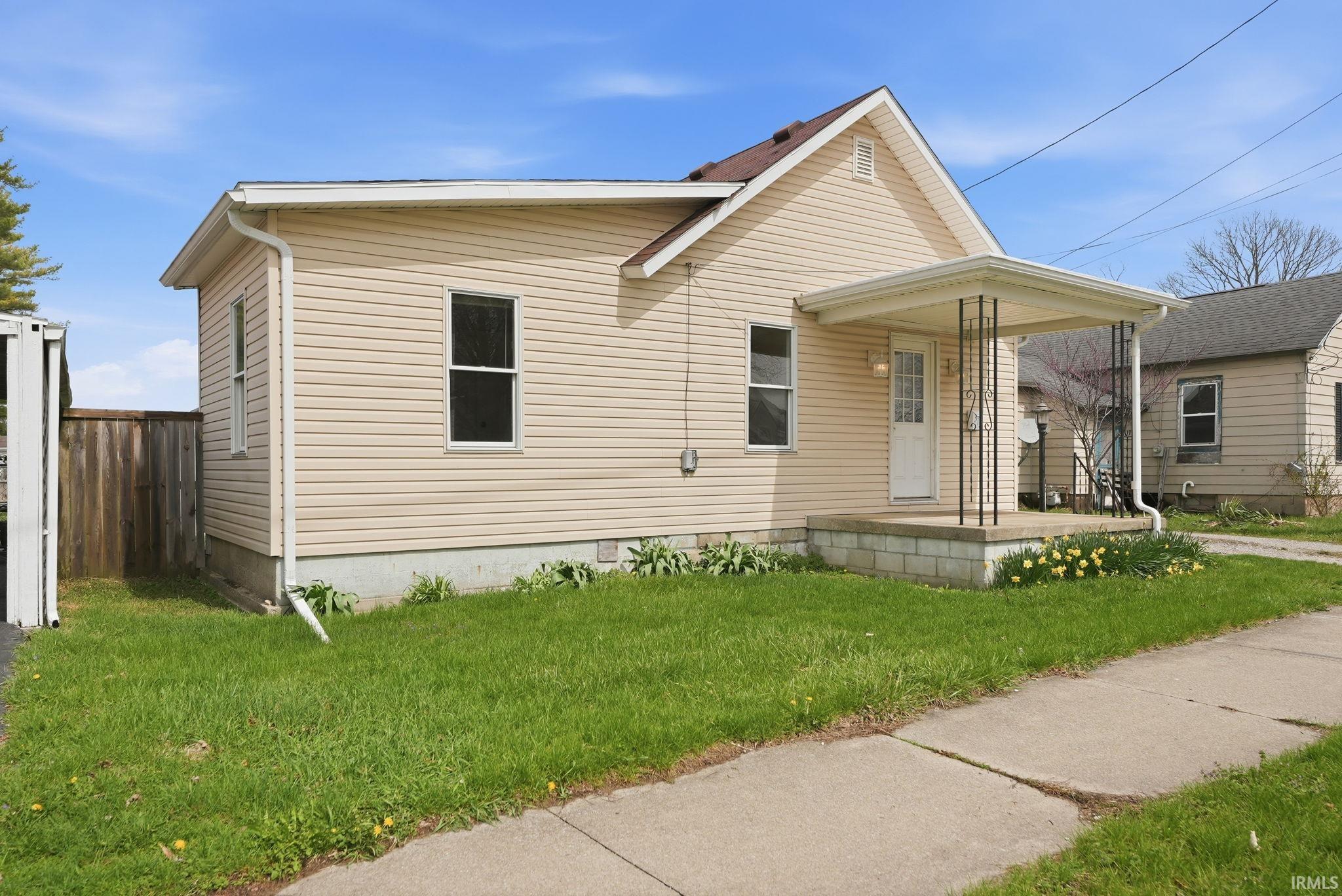 312 West Joe Street Huntington, IN 46750 - Photo 3 of 29