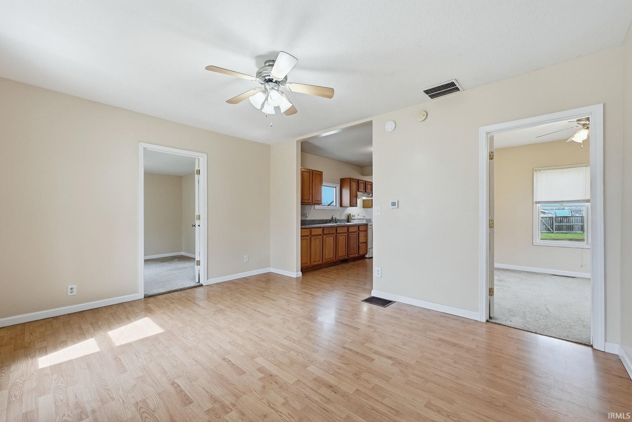 312 West Joe Street Huntington, IN 46750 - Photo 4 of 29