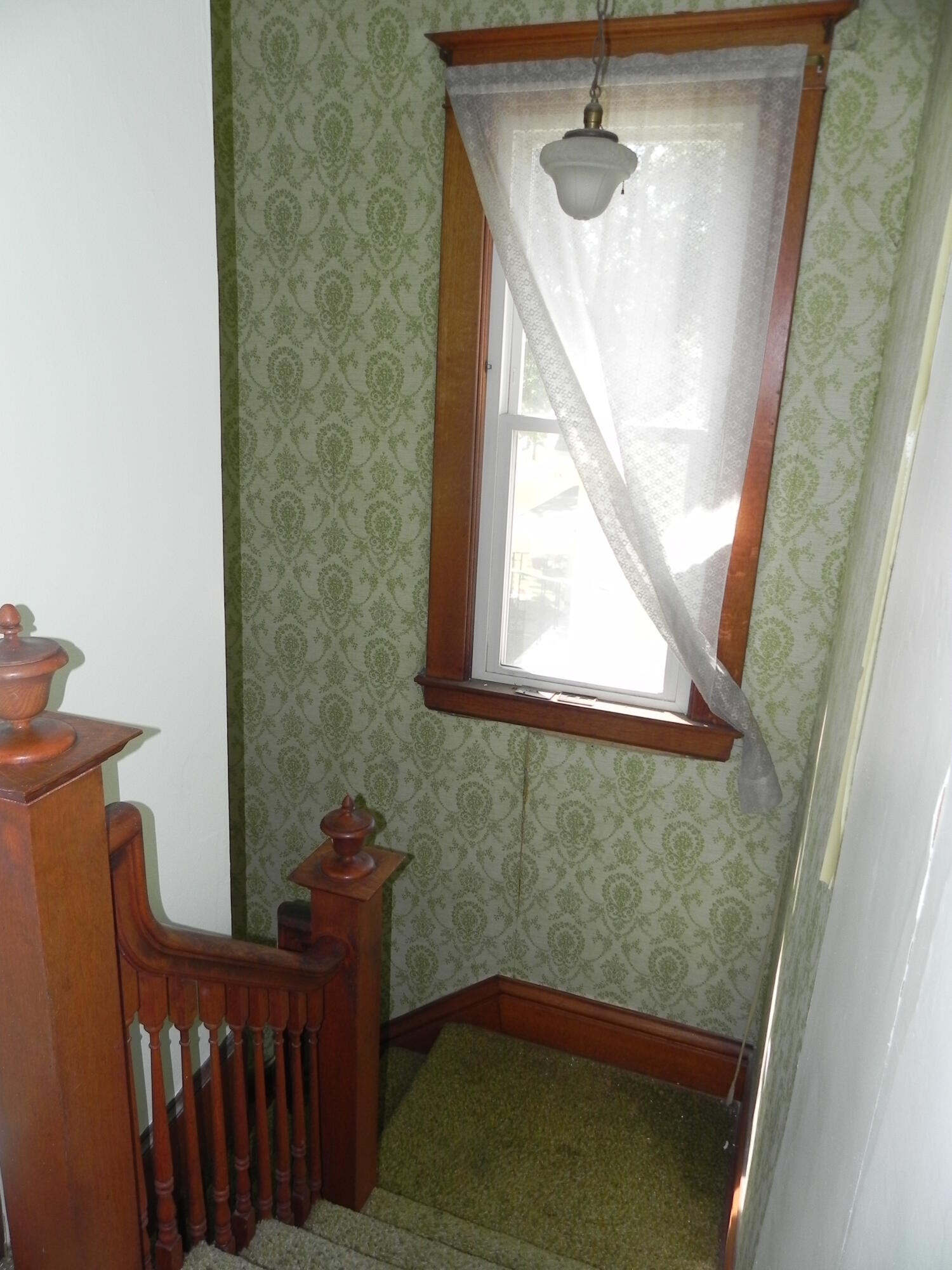 202 West Delaware Street Decatur, MI 49045 - Photo 6 of 20 DSCN8286
