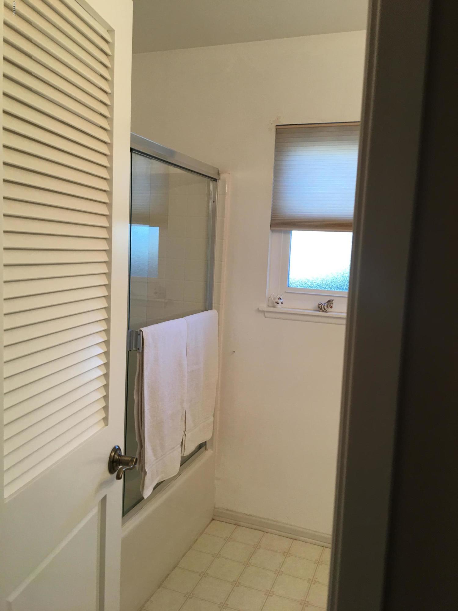 718 Tranquil Lane Simi Valley, CA 93065 - Photo 36 of 68 a view of a small space