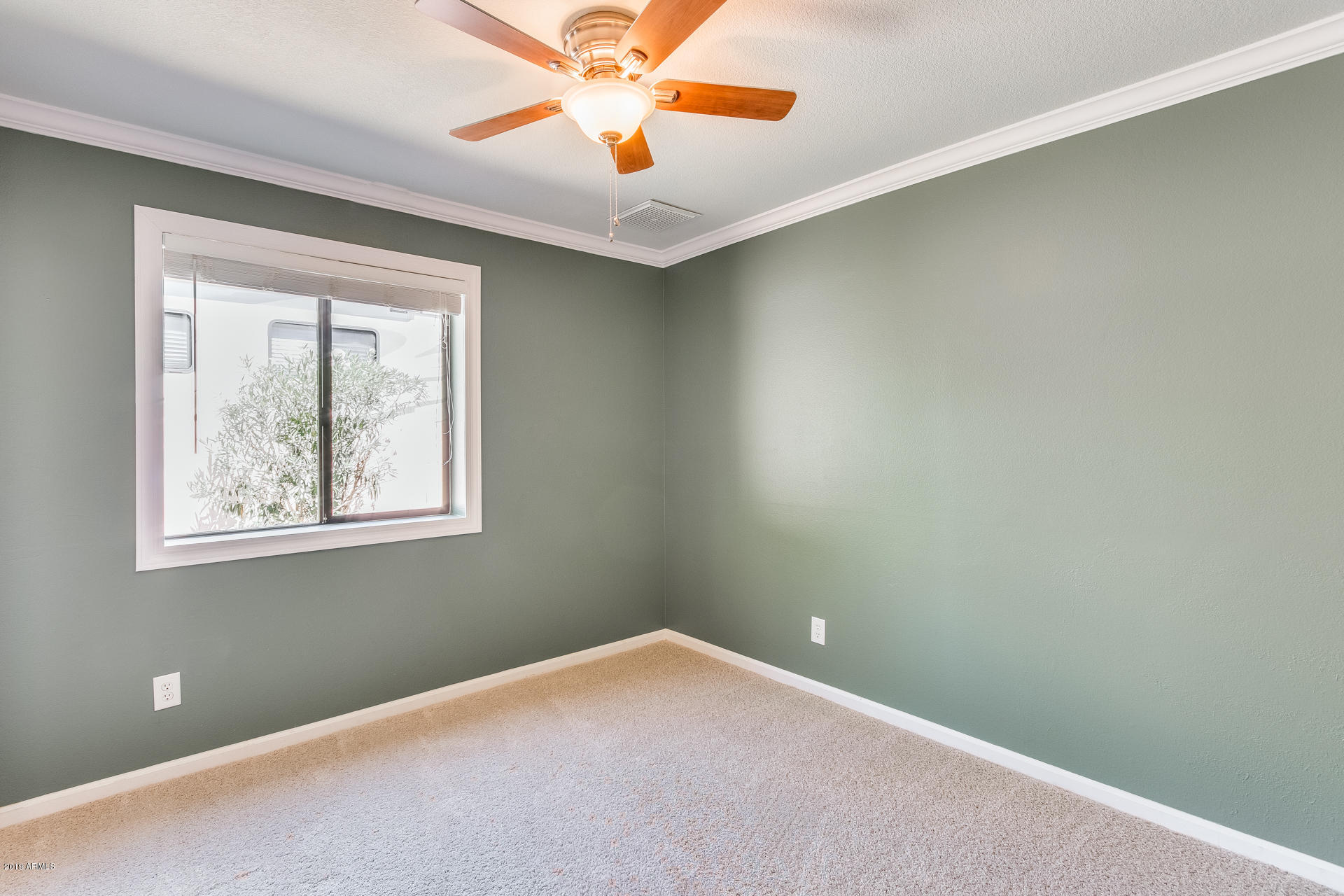 4710 East Redfield Road Phoenix, AZ 85032 - Photo 26 of 38 Guest Room 2