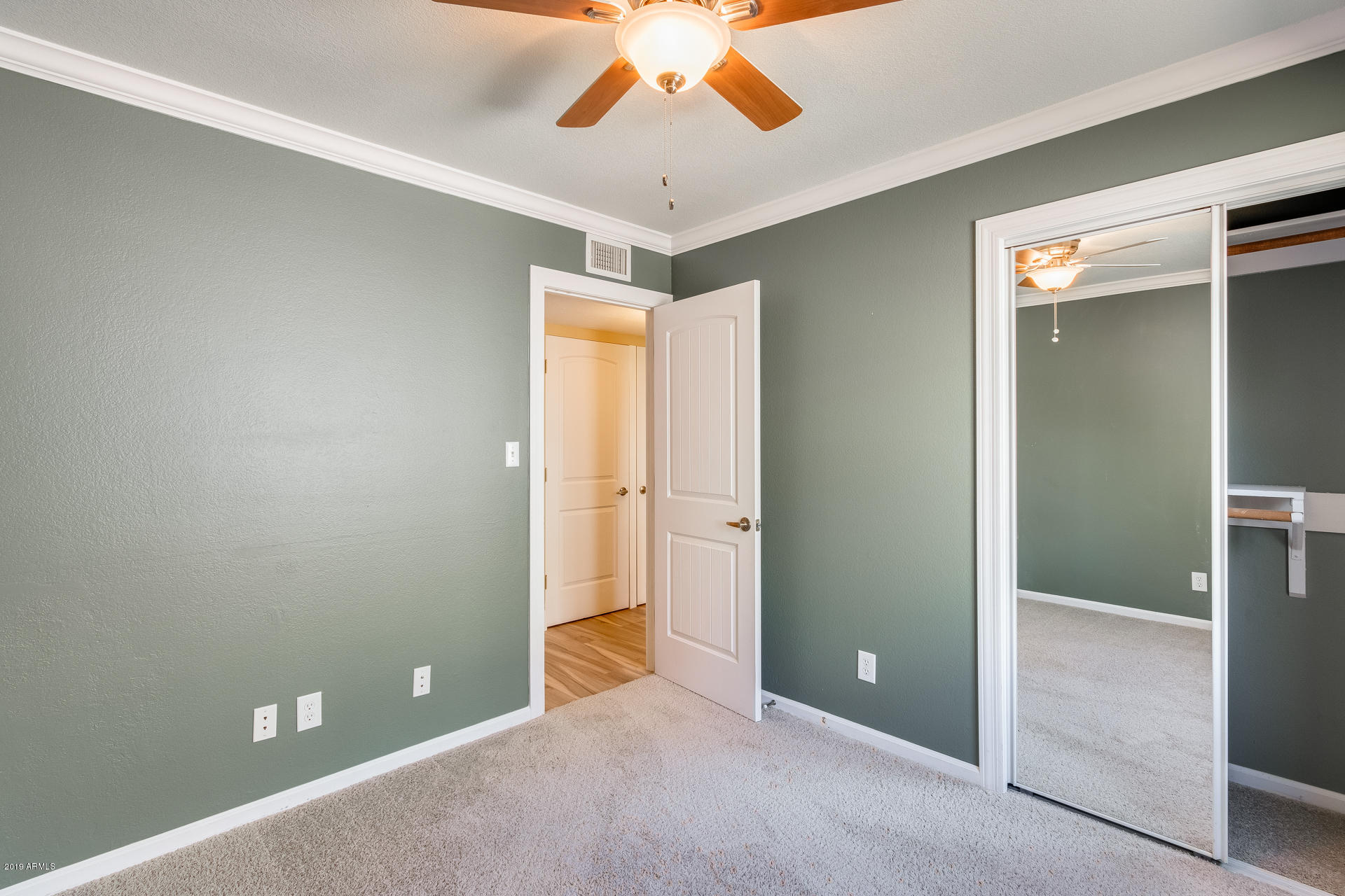 4710 East Redfield Road Phoenix, AZ 85032 - Photo 27 of 38 Guest Room 2