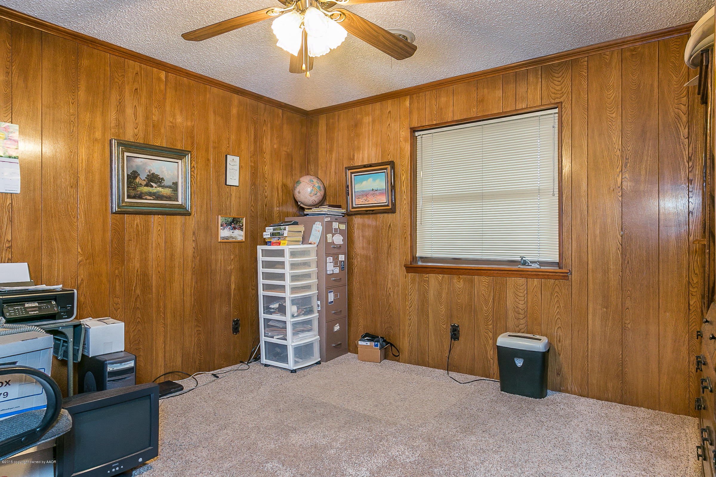 8117 Santa Fe Trail Amarillo, TX 79110 - Photo 20 of 27 a view of a livingroom with furniture