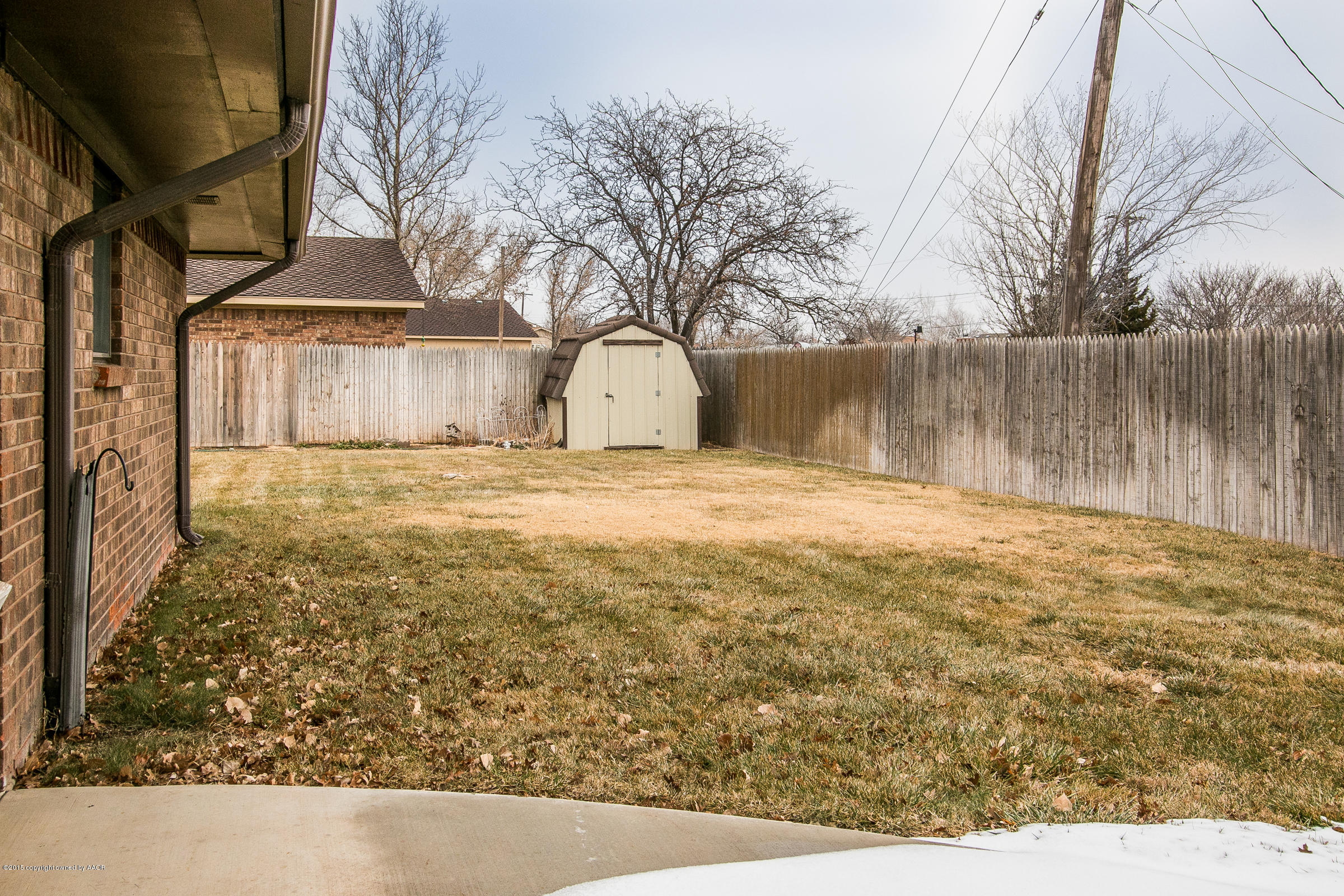8117 Santa Fe Trail Amarillo, TX 79110 - Photo 26 of 27 a view of back yard of the house