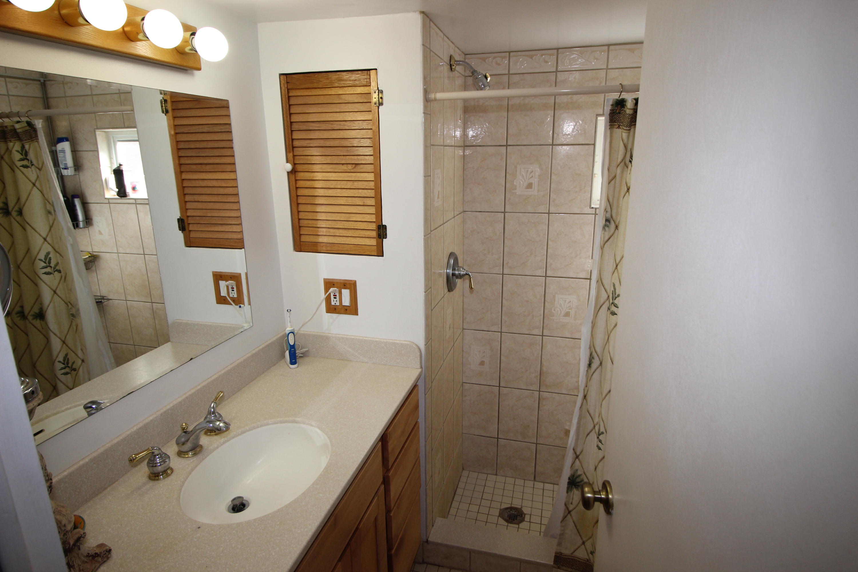 1175 Warner Road Summerland Key, FL 33042 - Photo 14 of 35 IMG_2130