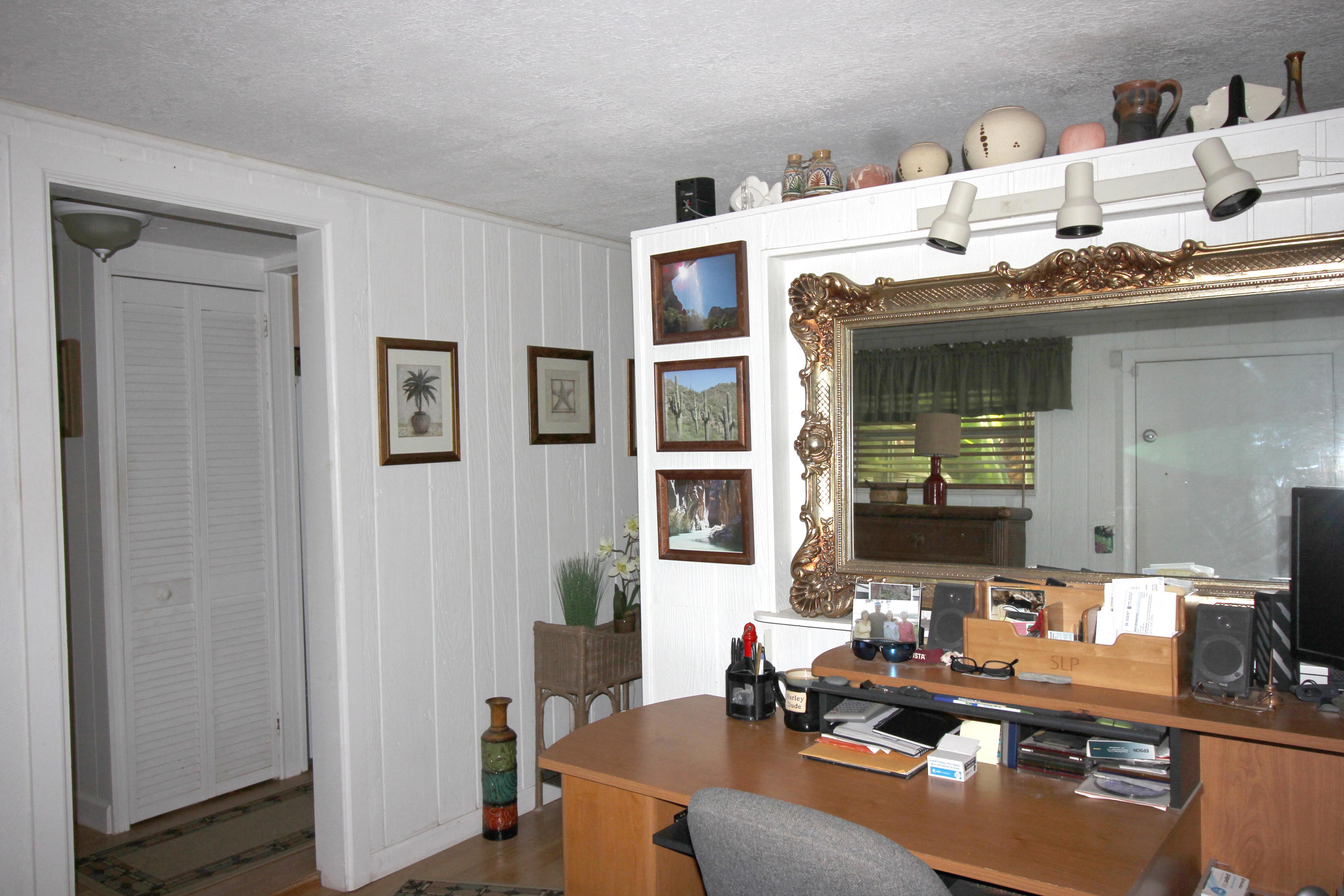 1175 Warner Road Summerland Key, FL 33042 - Photo 16 of 35 office