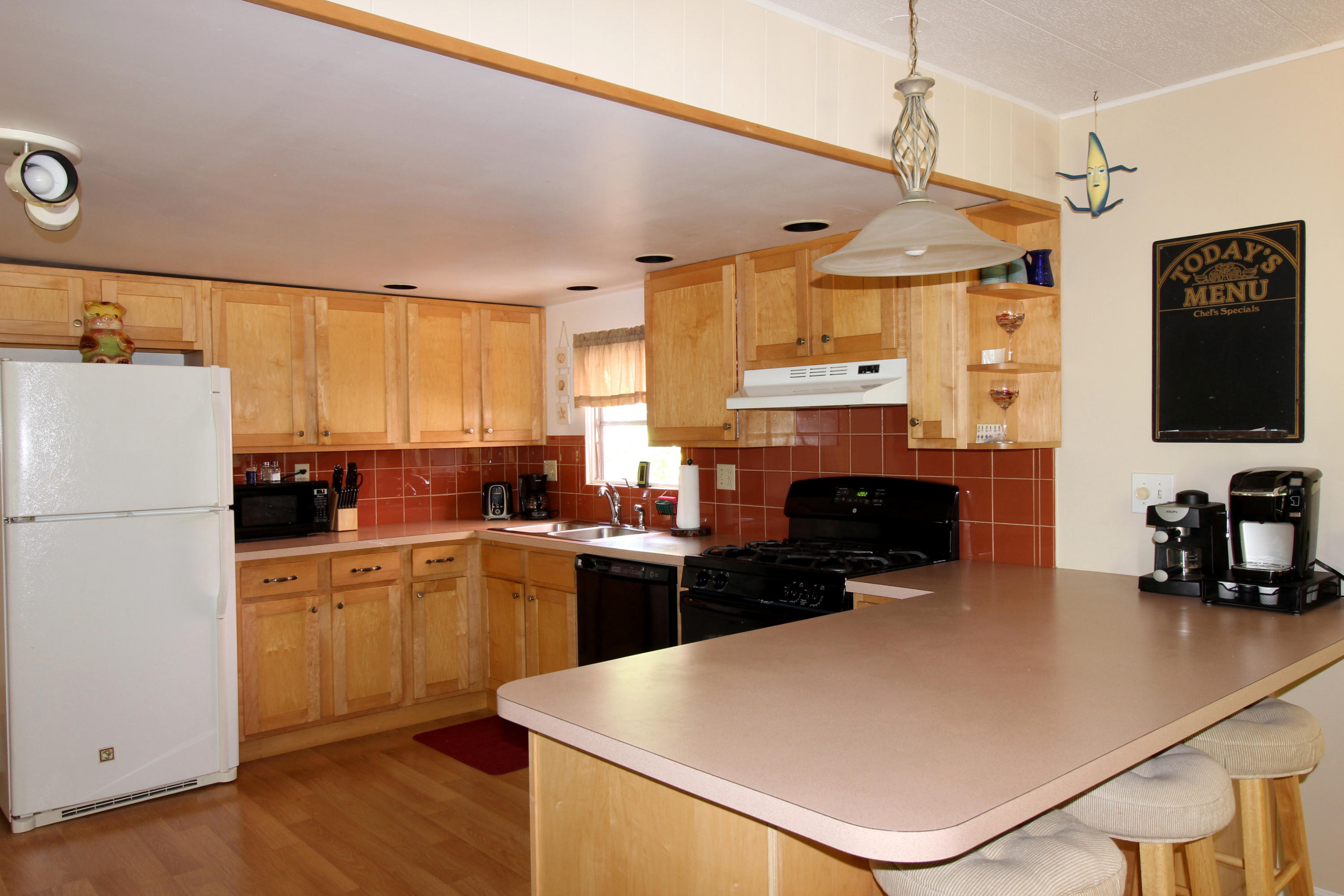 1175 Warner Road Summerland Key, FL 33042 - Photo 19 of 35 kitchen