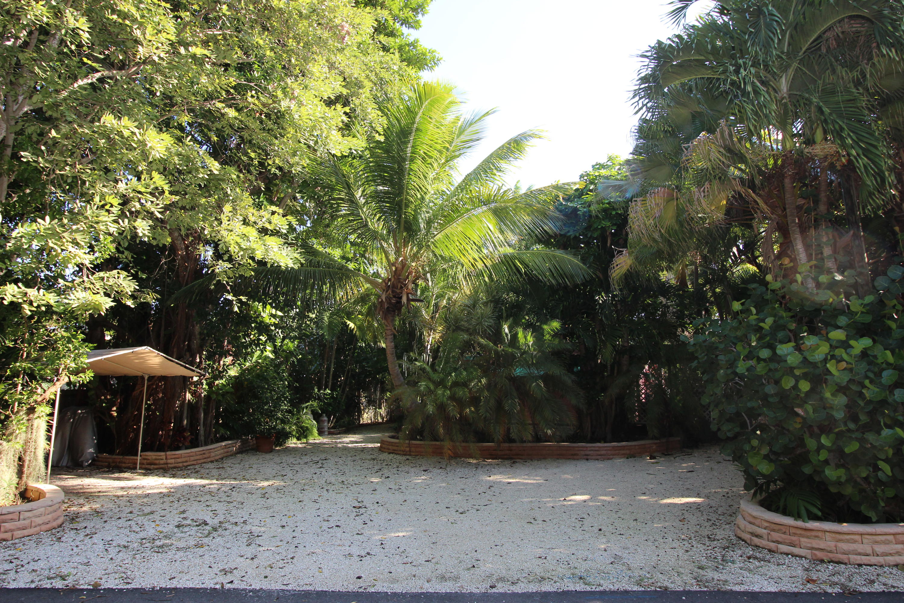 1175 Warner Road Summerland Key, FL 33042 - Photo 10 of 35 IMG_2186