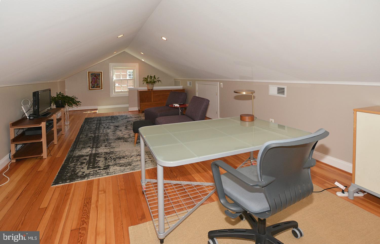 1425 Locust Road Northwest Washington, DC 20012 - Photo 28 of 37 Gallery Image 28
