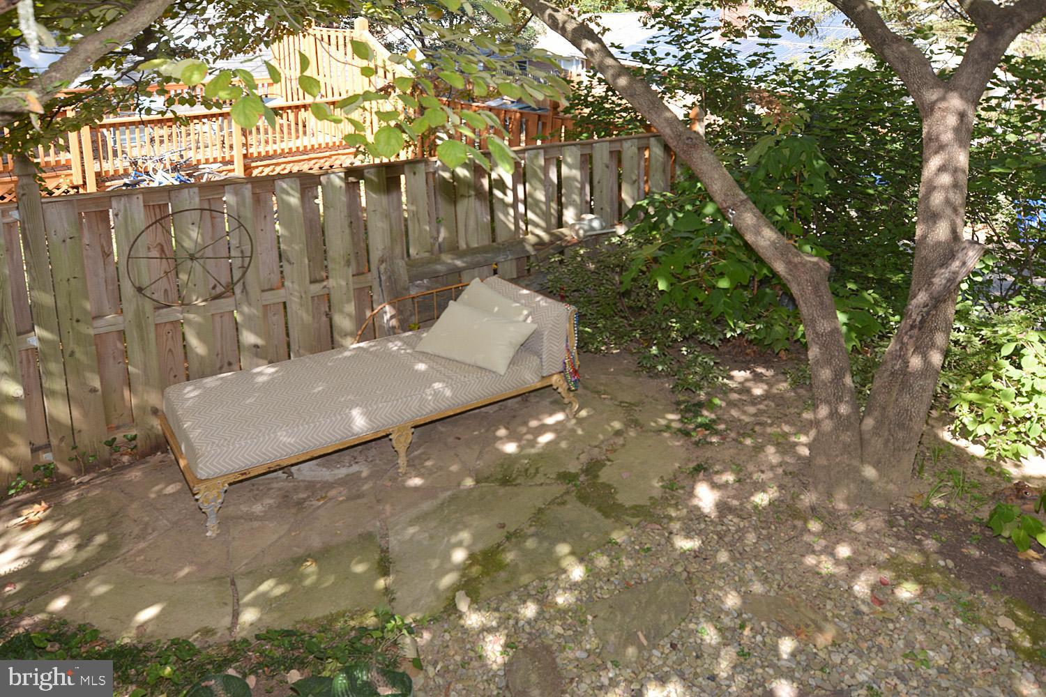 1425 Locust Road Northwest Washington, DC 20012 - Photo 36 of 37 Lounge al fresco- luscious for an afternoon nap.