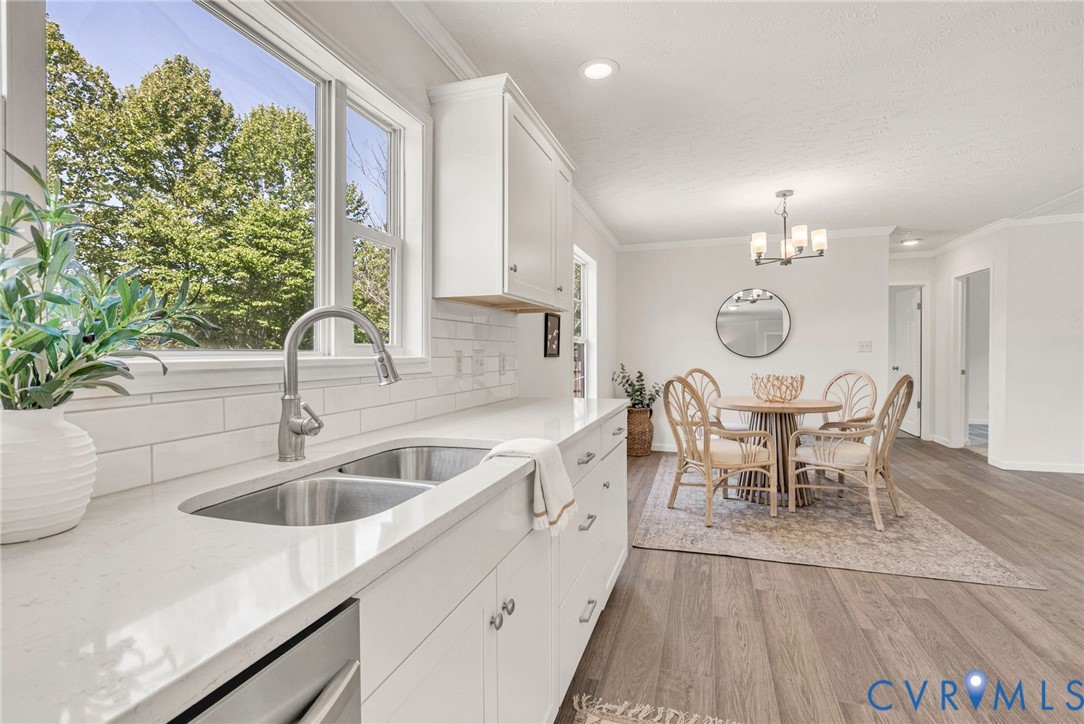 9424 Marlfield Road Gloucester, VA 23061 - Photo 11 of 31