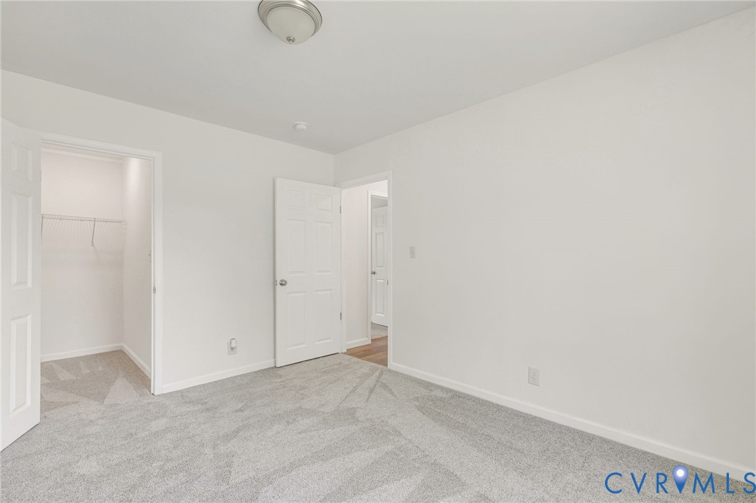 9424 Marlfield Road Gloucester, VA 23061 - Photo 25 of 31 a view of small space