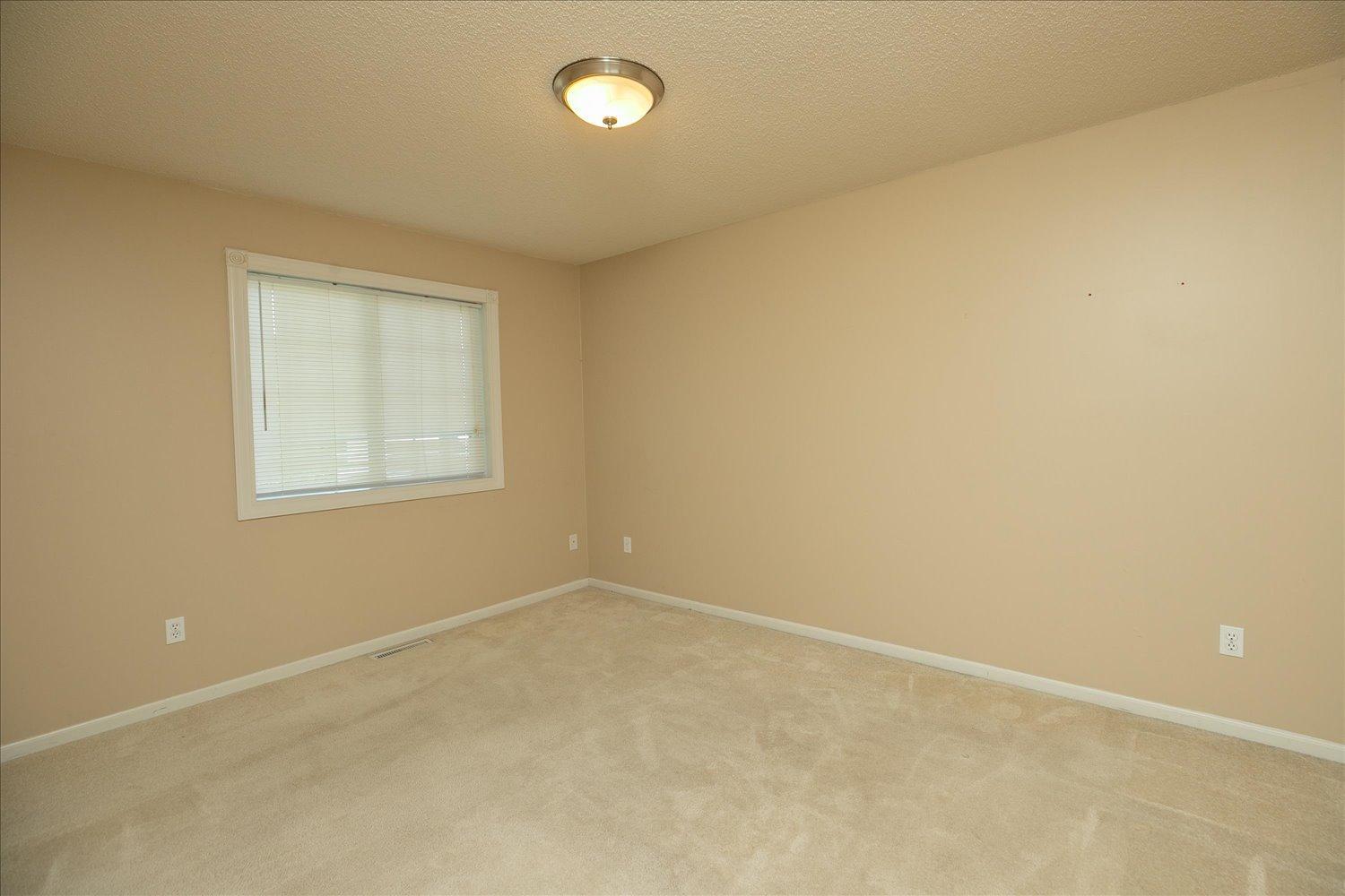 3211 Northern Valley Drive Northeast Rochester, MN 55906 - Photo 17 of 35