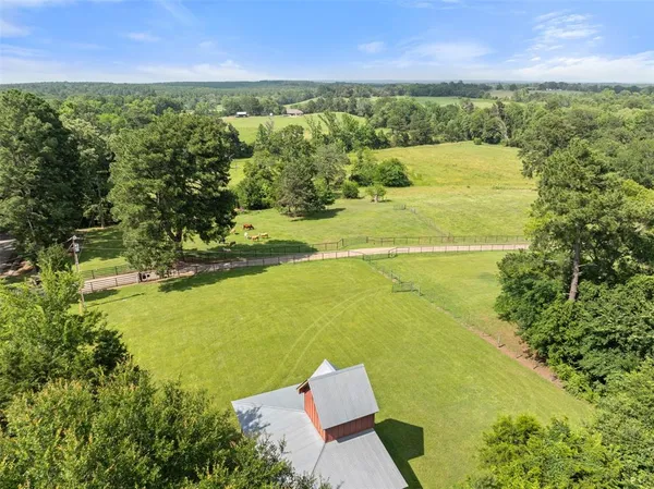 $1,345,000 | 19678 County Road 4125, Lindale, TX 75771