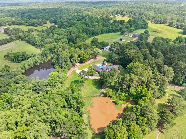 $1,345,000 | 19678 County Road 4125, Lindale, TX 75771