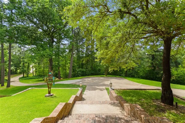 $1,345,000 | 19678 County Road 4125, Lindale, TX 75771