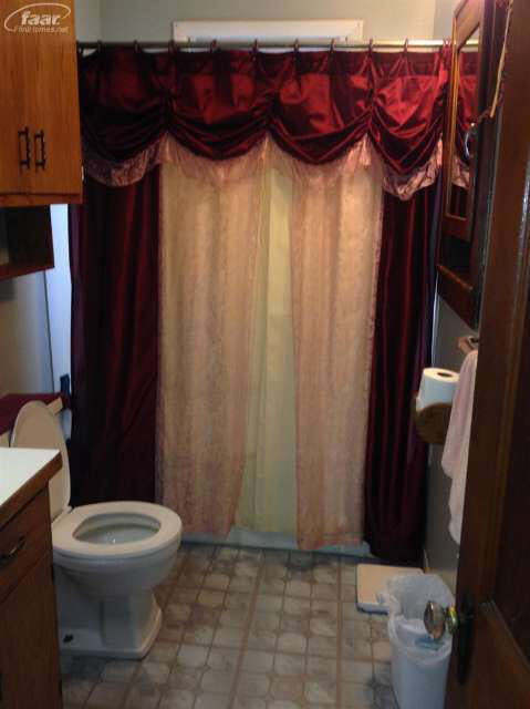 830 Amelith Road Freeland, MI 48623 - Photo 11 of 22 20403092-10.JPG