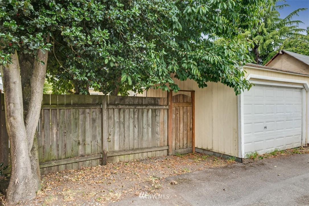 232 Pelly Avenue North Renton, WA 98057 - Photo 23 of 24 Gallery Image 23