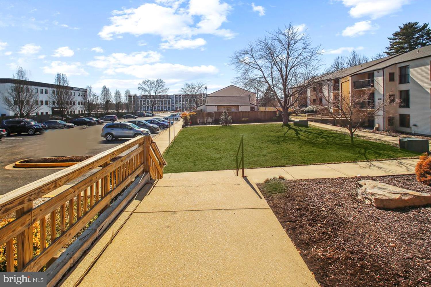 2574 Riva Road, Unit 12A Annapolis, MD 21401 - Photo 24 of 33 a balcony with view of yard