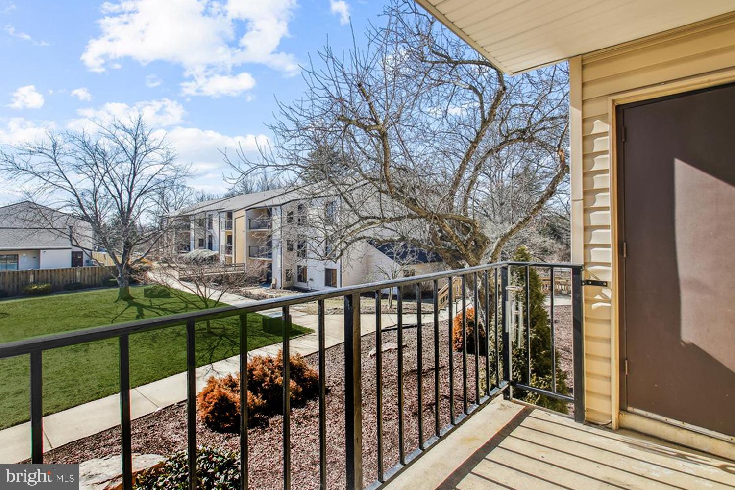 2574 Riva Road, Unit 12A Annapolis, MD 21401 - Photo 3 of 33 a view of a balcony with yard