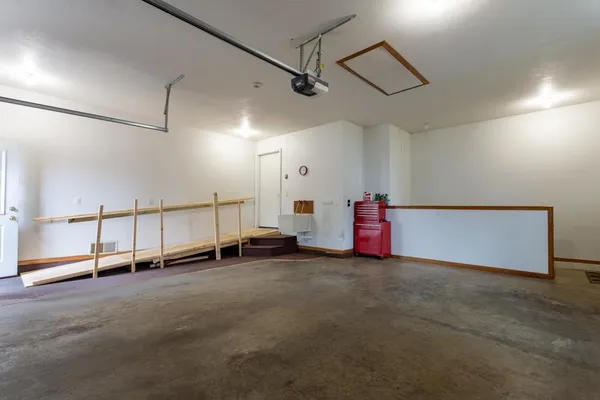 $259,999 | 1810 15th Street, Hazel Green, WI 53811