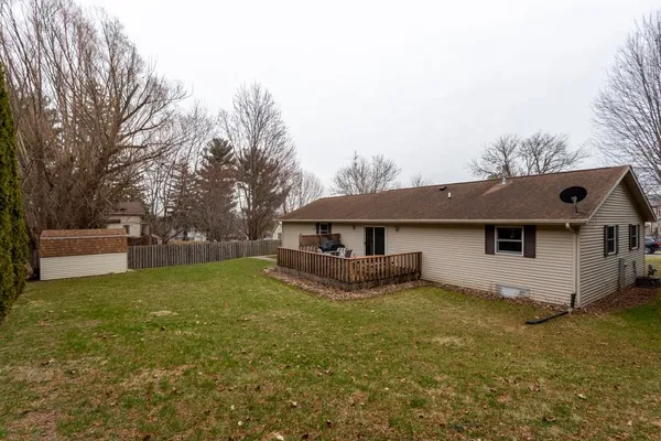 $259,999 | 1810 15th Street, Hazel Green, WI 53811