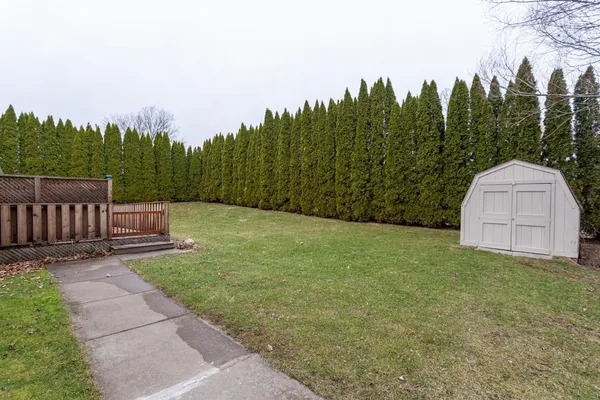 $259,999 | 1810 15th Street, Hazel Green, WI 53811