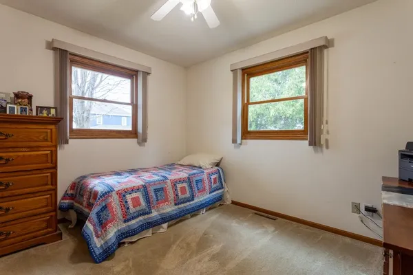 $259,999 | 1810 15th Street, Hazel Green, WI 53811