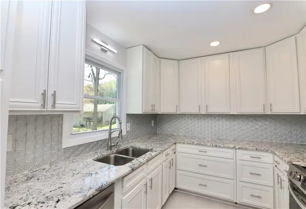 $335,000 | 1561 Daniel Lane, Lawrenceville, GA 30046