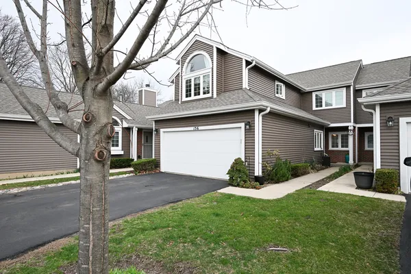 $439,000 | 136 South Lawford Court, Bloomingdale, IL 60108
