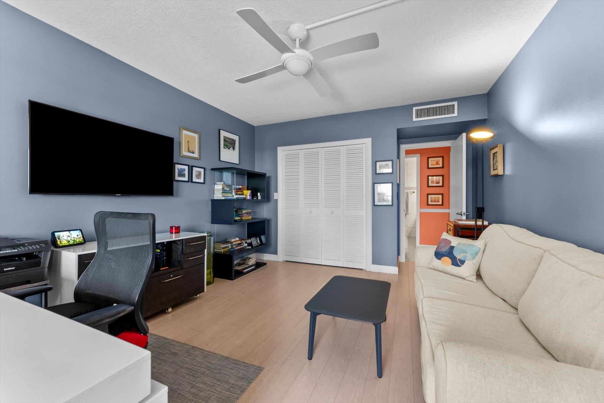 50 E Road, Unit 5B Delray Beach, FL 33483 - Photo 27 of 43 Guest Bedroom