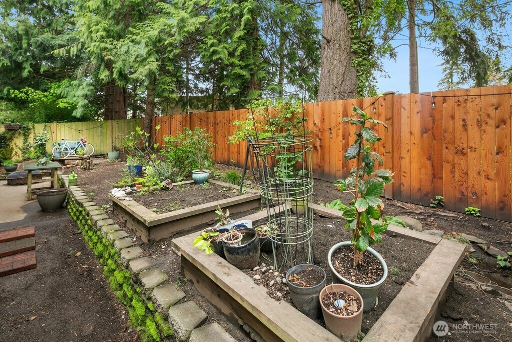 1431 Northwest Richmond Beach Road, Unit 1 Shoreline, WA 98177 - Photo 27 of 36