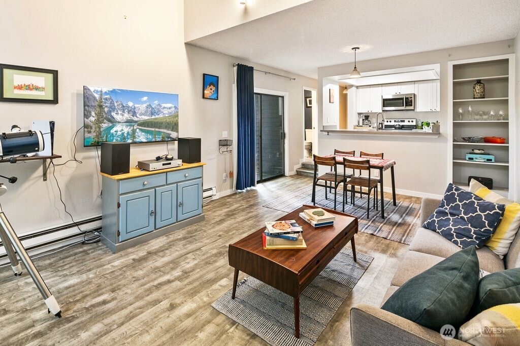 1431 Northwest Richmond Beach Road, Unit 1 Shoreline, WA 98177 - Photo 6 of 36