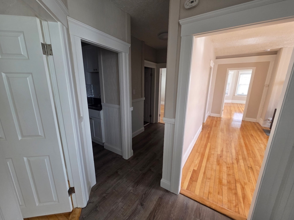 14 Caroline Street Worcester, MA 01604 - Photo 5 of 11