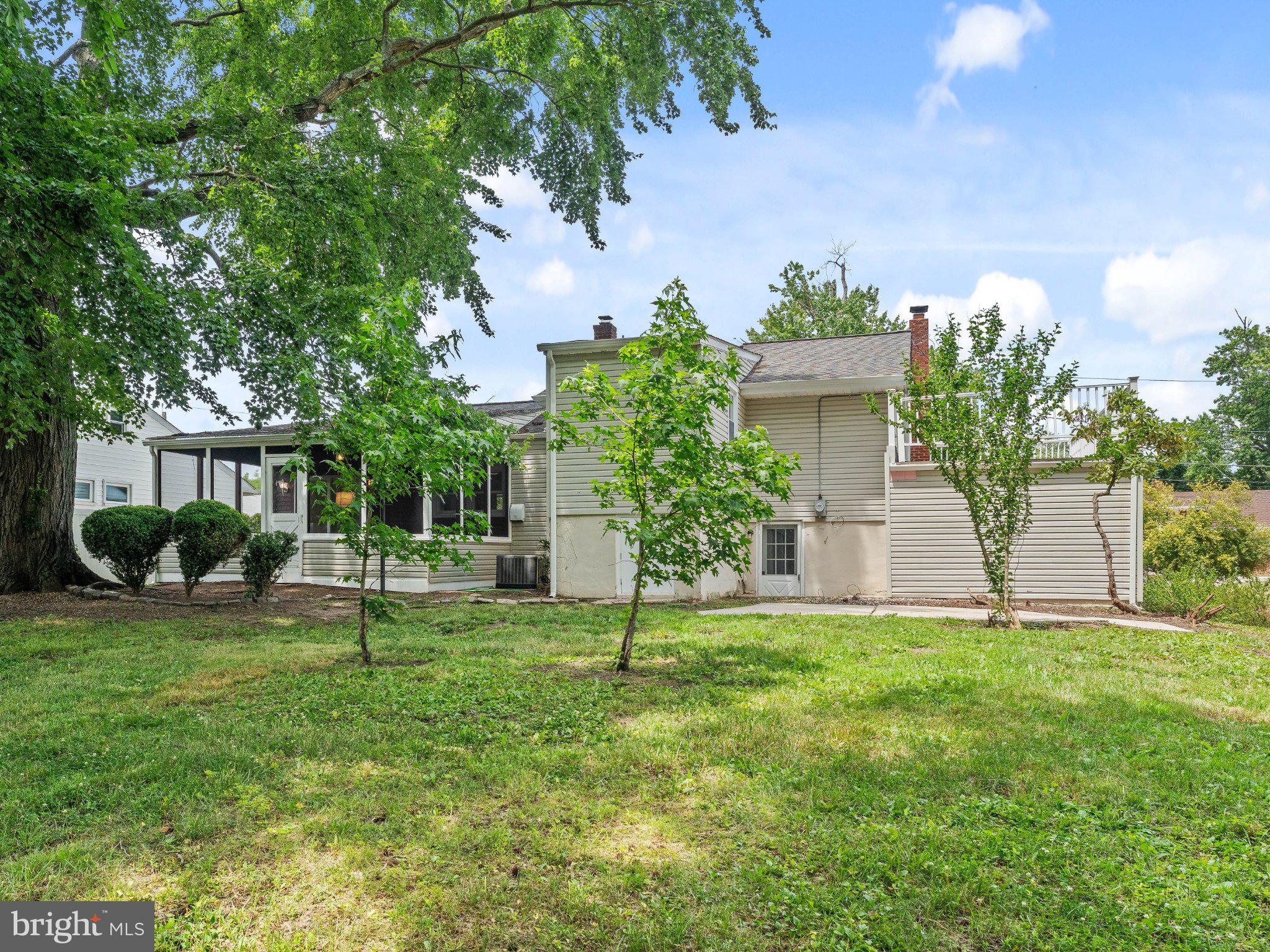 406 Yorkshire Road Cherry Hill, NJ 08034 - Photo 32 of 46 Charming home with lush green yard.
