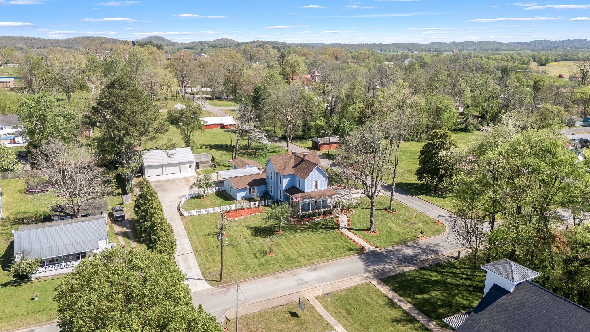 202 High Street Bell Buckle, TN 37020 - Photo 3 of 93