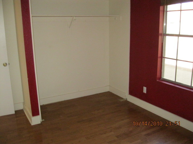 8111 West Wacker Road, Unit 103 Peoria, AZ 85381 - Photo 7 of 10 Bedroom